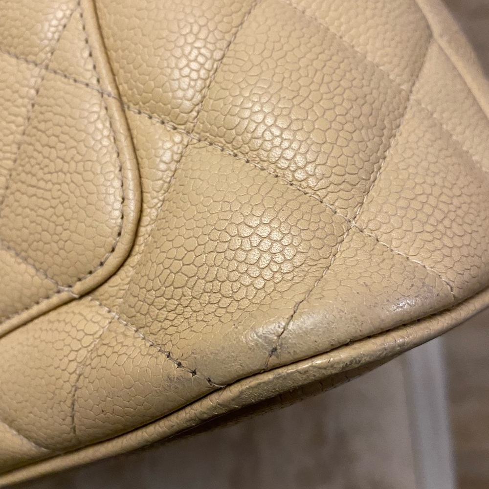 CHANEL Beige Authentic Vintage Caviar Medallion CC Tote-EUC with COA - Picture 10 of 16